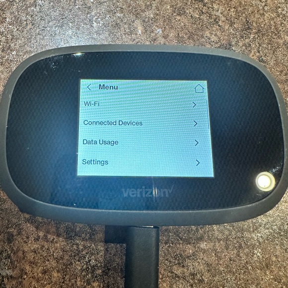 Jetpack Mifi Personal Hotspot WiFi 8800l Verizon internet box - Picture 2 of 4